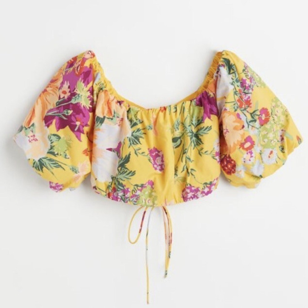 NEW H&M Conscious Off shoulder yellow crop top Bloggers Favorite Size Small